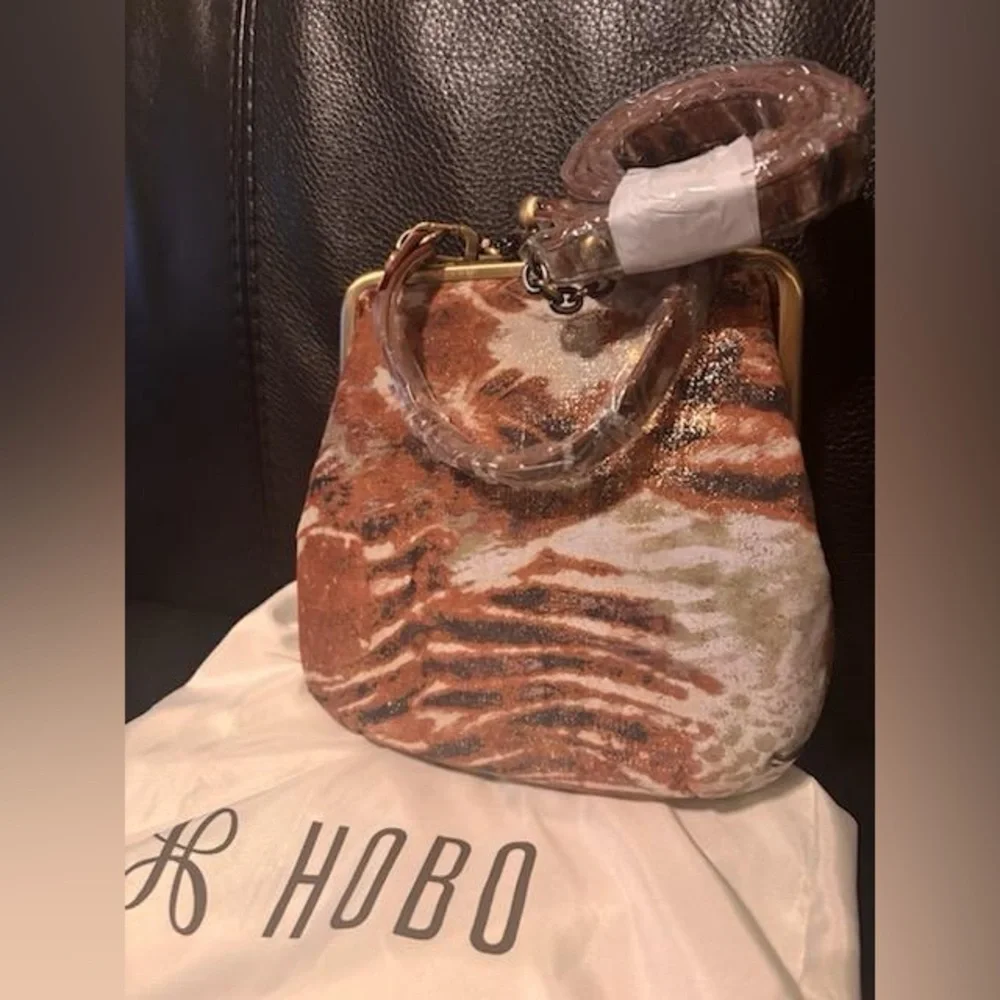 NWT  HOBO Alba Crossbody Printed Leather Coastal Canyon